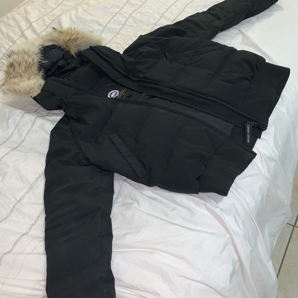CANADA GOOSE BOMBER COAT